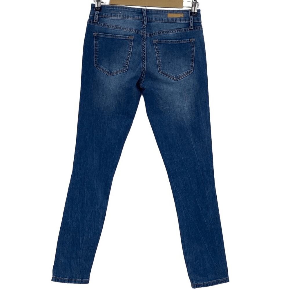 True Craft Blue Denim Floral Embroidery Ripped Skinny Jeans Medium Wash Size 3 - Picture 2 of 11